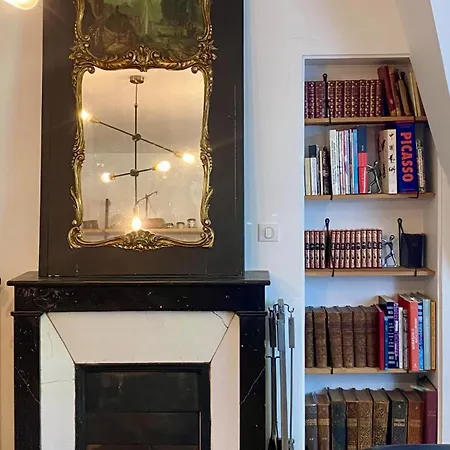 Signature Topfloor Flat In A Shared Xix Century Mansion In Western Paris